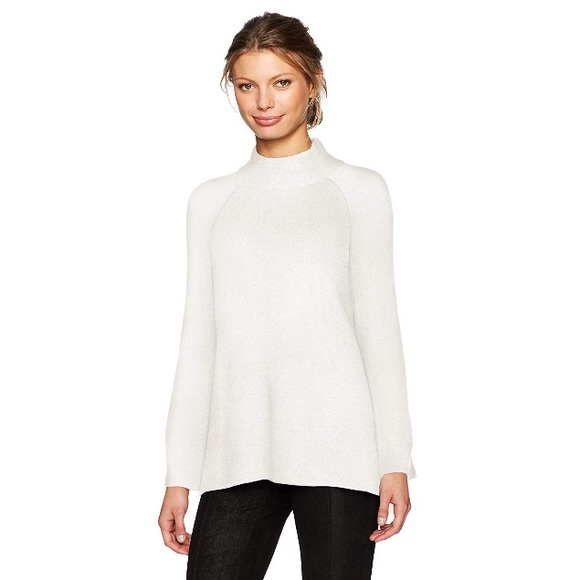 Calvin Klein Sweaters - NWT Calvin Klein Cream Sweater Calvin Klein Sweaters - NWT Calvin Klein Cream Sweater